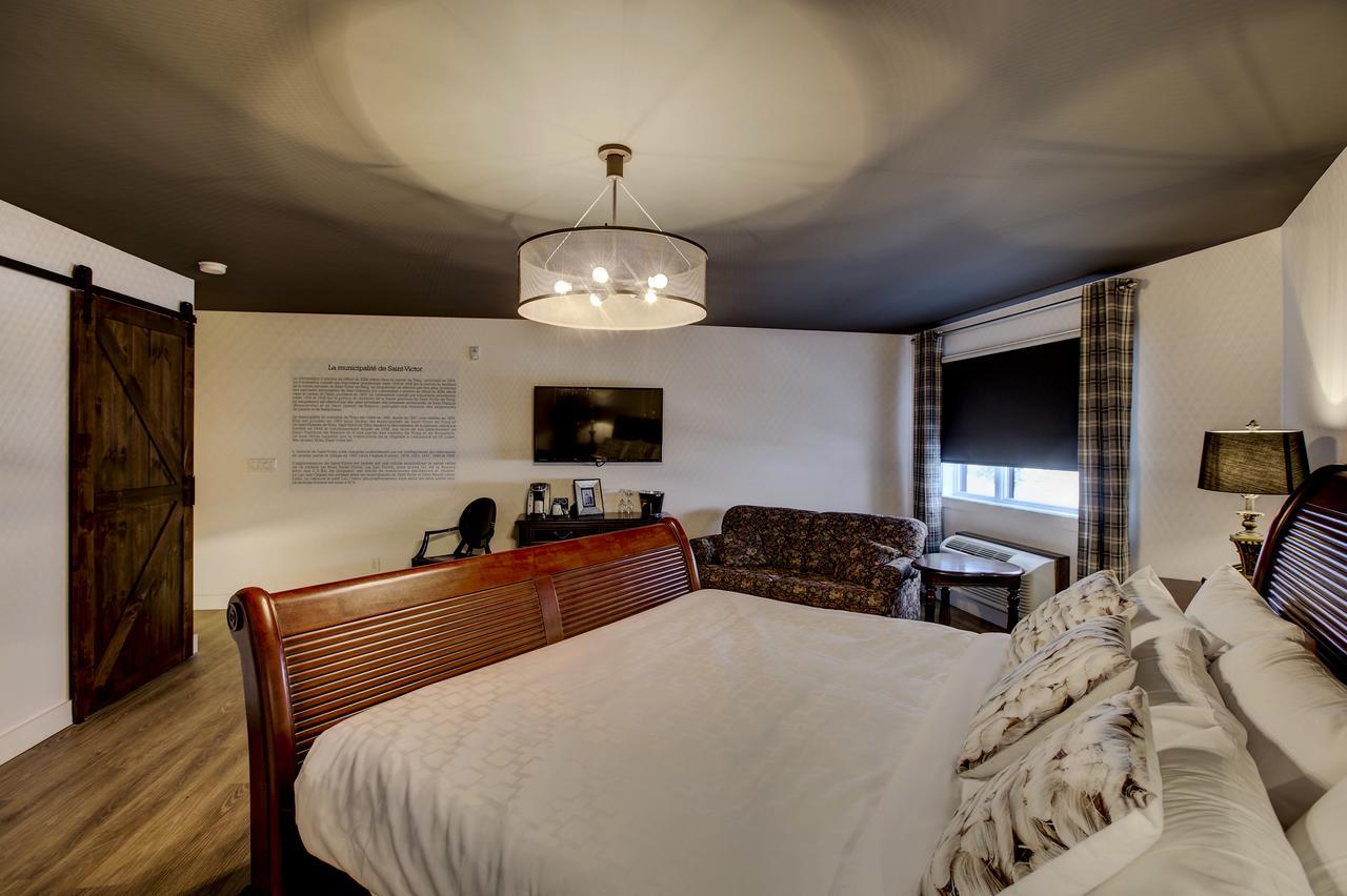 Hotel Historique Et Manoir Route 66 Saint-Victor Екстер'єр фото